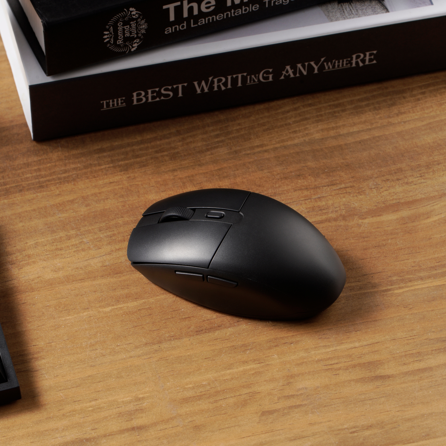 Keychron BM22-A9 1K Huano Micro Switch Wireless Mouse (BT/2.4GHz/Wired) - Black - Image 7